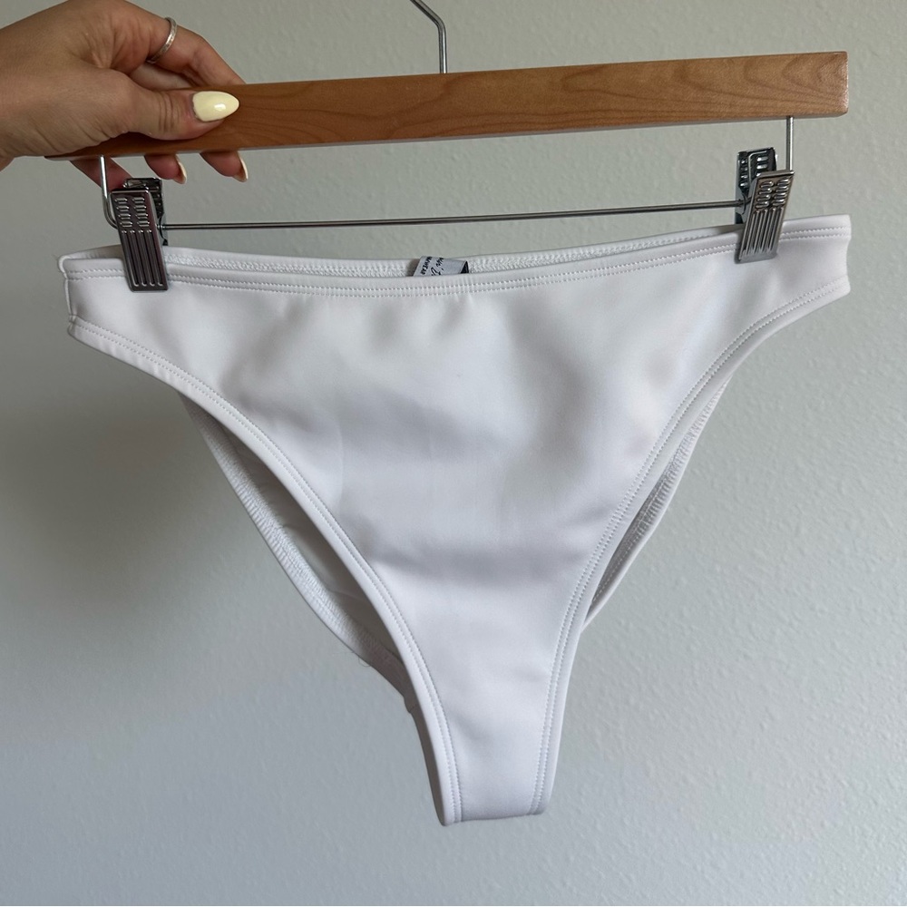 Dippin' Daisy's White Bikini High-Waisted Bottoms